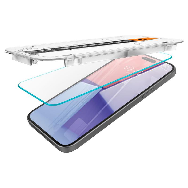 Spigen® GLAS.tR™ Ez Fit Tempered Glass (iPhone 15) clear