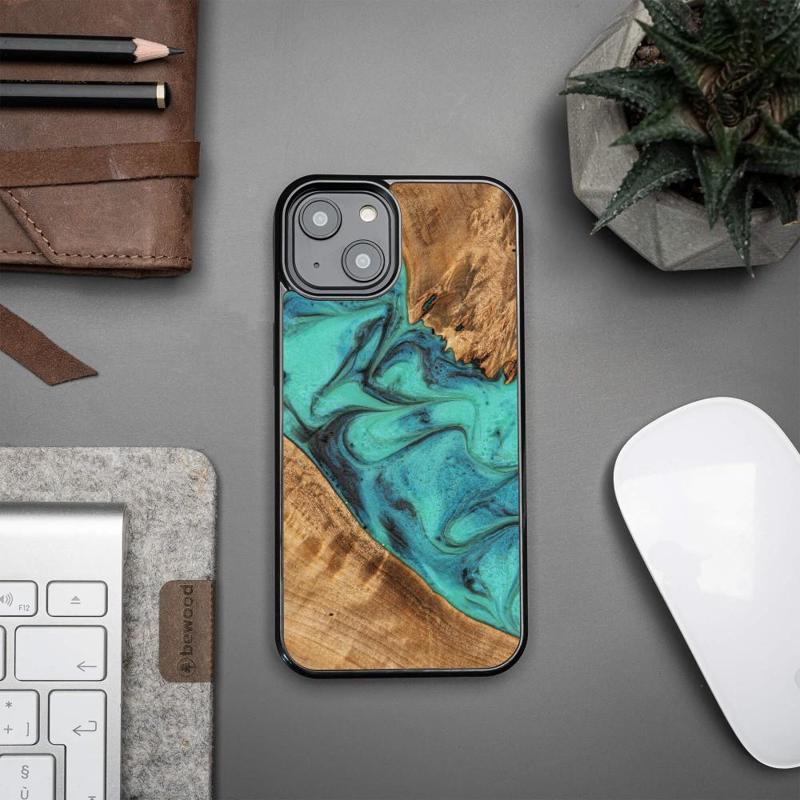 Bewood® Turquoise Wood and Resin Case (iPhone 14) turquoise-black